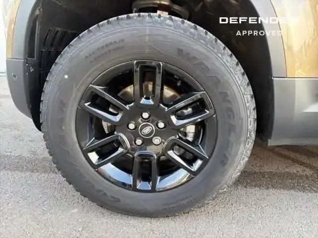 Occasion Land Rover Defender S 203 ch (149 kW) 2025 Gondwana stone métallisé Citadine