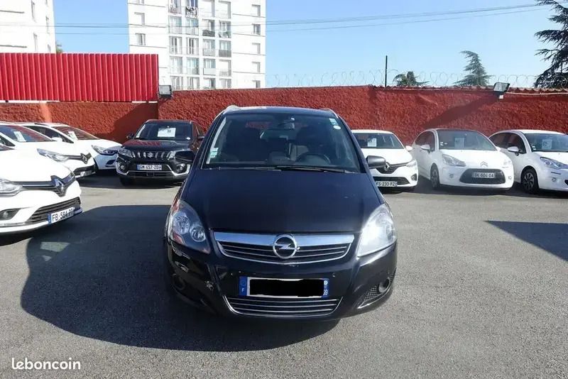 Noir Utilisé 2009 Opel Zafira Edition Monospace | 4 590 € - Image 1/4