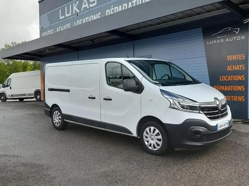Blanc Utilisé 2021 Renault Trafic Van | 14 400 € (Super prix) - Image 1/4