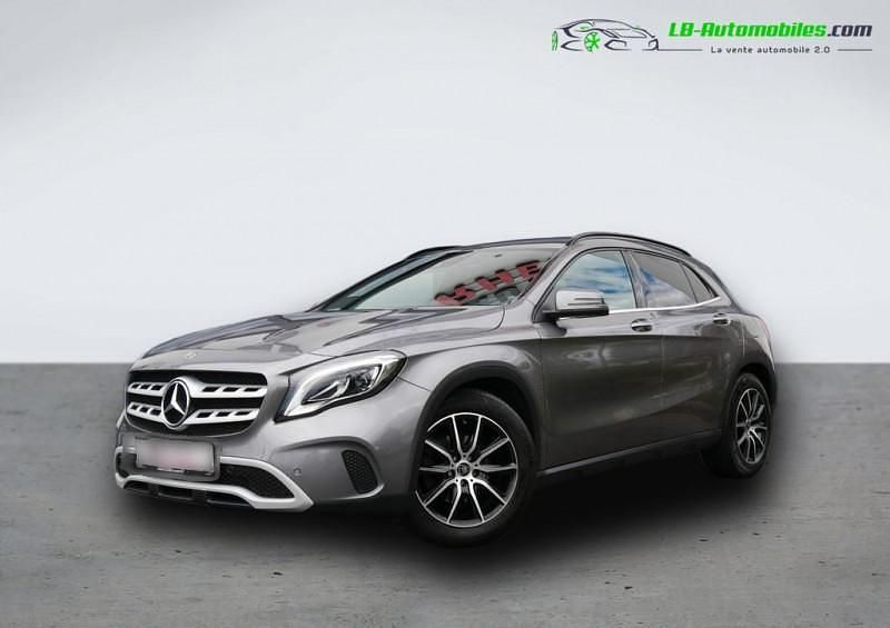 Utilisé 2020 Mercedes GLA180 SUV | 25 800 € (Bon prix) - Image 1/4
