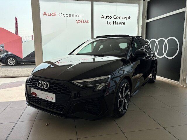Noir mythic métallisé Utilisé 2021 Audi A3 S-Line | 30 990 € (Prix cher) - Image 1/4