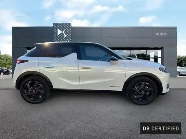 Occasion DS Automobiles DS3 Crossback E-Tense Performance Line Plus 11 kW (15 ch) 2022 Blanc perle nacré  toit noir perla n. SUV