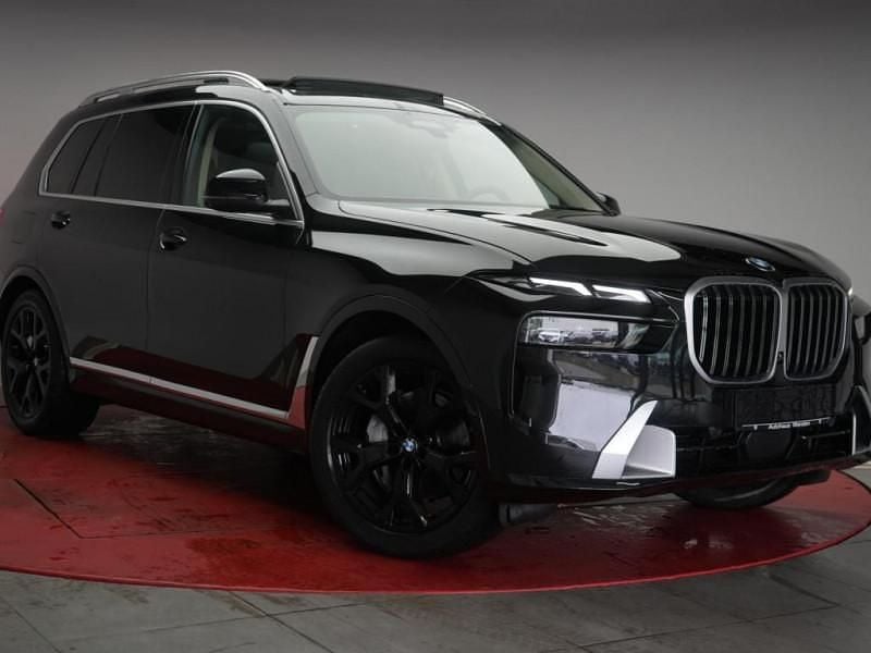 Utilisé 2023 BMW 502 Comfort Edition Berline | 78 390 € - Image 1/4