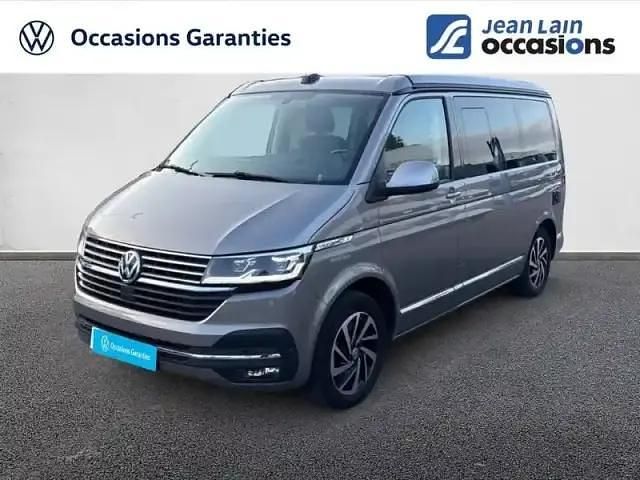 Beige mojawe metallise Utilisé 2022 VW California California Van | 62 900 € - Image 1/4