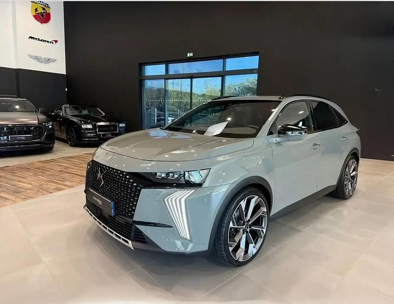 Gris Utilisé 2023 DS Automobiles DS7 Crossback Opera SUV | 49 900 € - Image 1/4