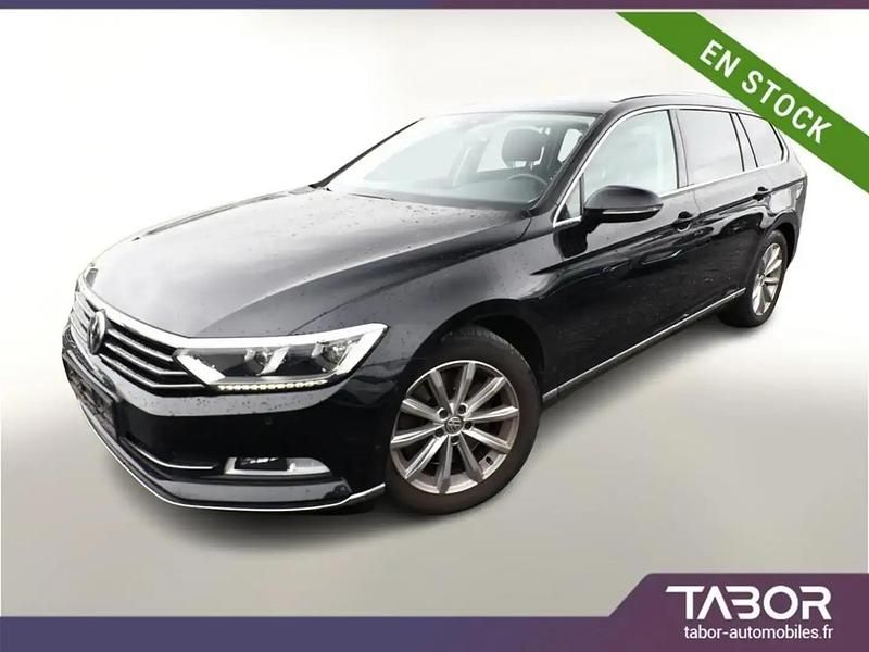Noir Utilisé 2019 VW Passat Highline | 27 488 € - Image 1/4