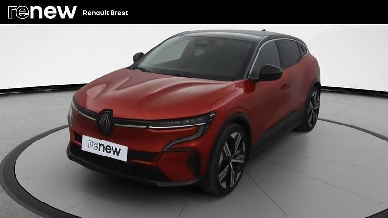 Occasion Renault Megane E-Tech Iconic 161 kW (220 ch) 2023 Rouge Berline