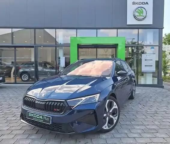 Bleu Occasion 2024 Skoda Octavia RS Break | 42 480 € (Prix assez cher) - Image 1/4