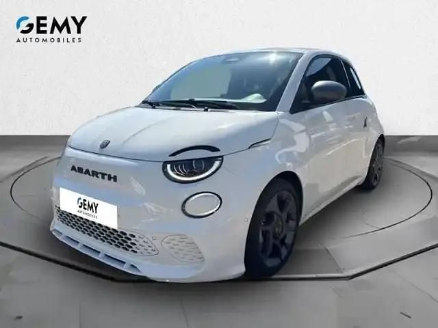 Blanc Occasion 2023 Abarth 500e Citadine | 25 990 € (Bon prix) - Image 1/4