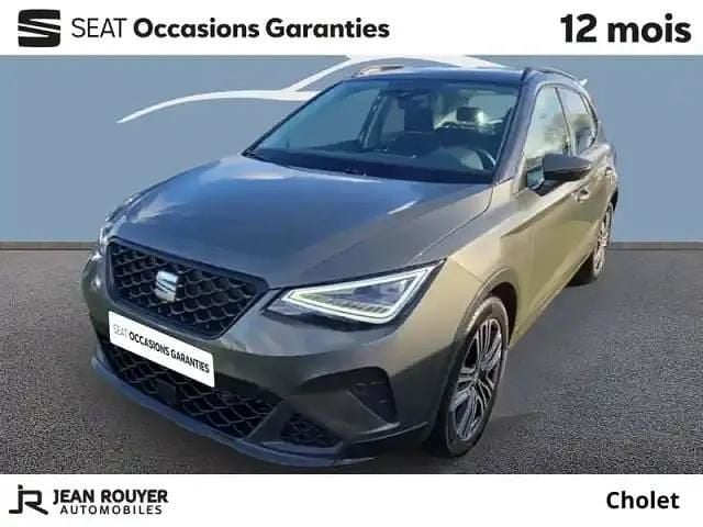 Gris falaise / noir minuit Occasion 2023 Seat Arona SUV | 17 990 € (Bon prix) - Image 1/4
