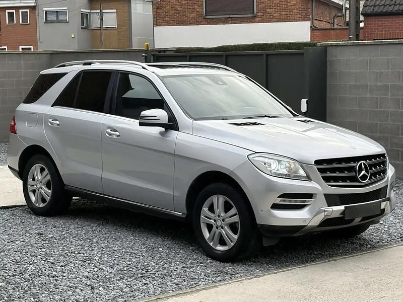 Argent Utilisé 2013 Mercedes ML250 SUV | 9 000 € - Image 1/4