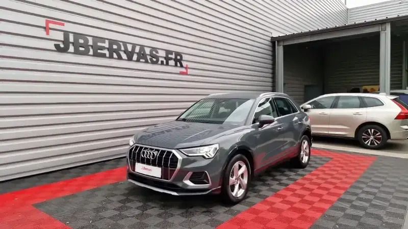 Utilisé 2019 Audi Q3 Design SUV | 26 990 € (Prix juste) - Image 1/4