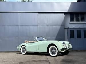 Vert Utilisé 1953 Jaguar XK Cabriolet | 145 000 € - Image 1/4