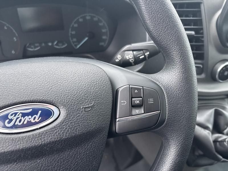Nouvelle Ford Transit Trend 130 ch (95 kW) 2025 Blanc glacier Van