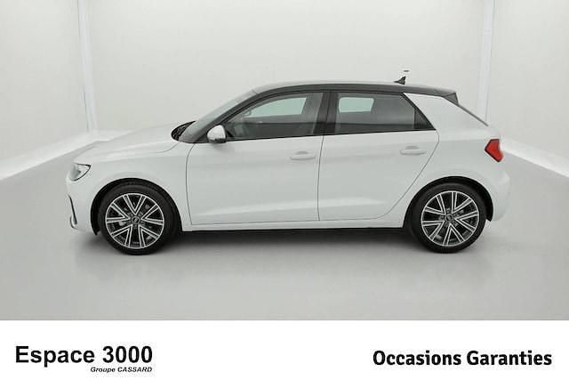 Occasion Audi A1 Sportback Design 116 ch (85 kW) 2025 Blanc glacier métallisé noir mythe métallisé Citadine