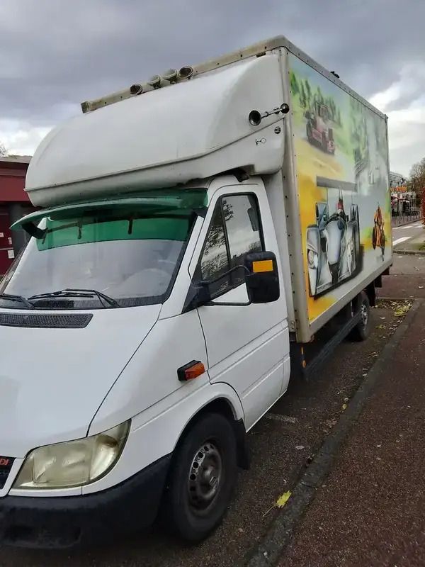 Utilisé 2002 Mercedes Sprinter Van | 6 000 € - Image 1/4