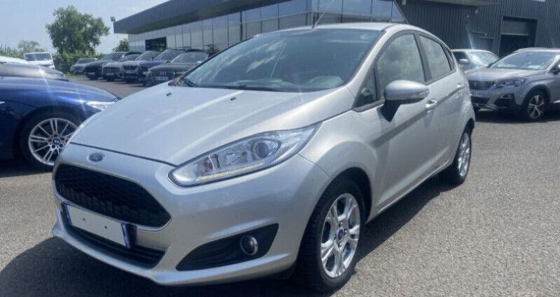 Gris Utilisé 2017 Ford Fiesta Citadine | 5 300 € - Image 1/4
