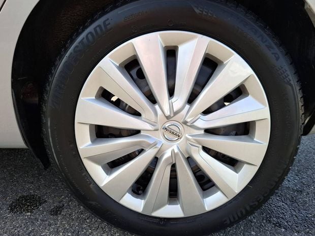 Gris Utilisé 2020 Nissan Micra Acenta Citadine | 11 850 € (Prix juste) - Image 1/3