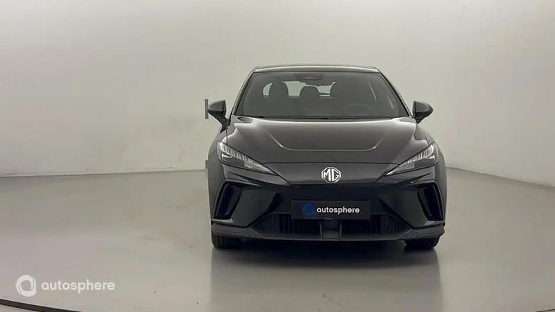Image 2/4