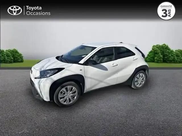 Blanc Utilisé 2023 Toyota Aygo Citadine | 13 990 € (Prix juste) - Image 1/4