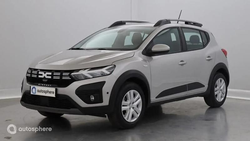 Gris Utilisé 2024 Dacia Sandero Expression Citadine | 15 799 € (Prix juste) - Image 1/4