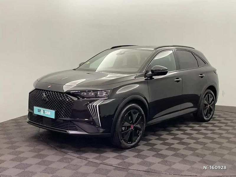 Noir Utilisé 2024 DS Automobiles DS7 Crossback Performance Line Plus SUV | 33 980 € (Prix juste) - Image 1/4
