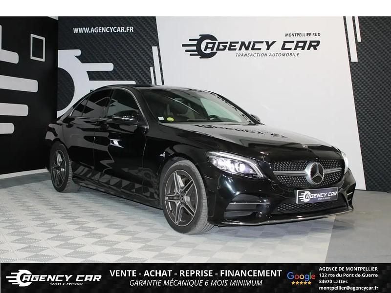 Noir Occasion 2019 Mercedes 180 AMG line Berline | 22 499 € (Prix juste) - Image 1/4