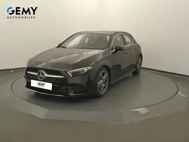 Noir Utilisé 2023 Mercedes A200 Berline | 28 990 € (Prix juste) - Image 1/4