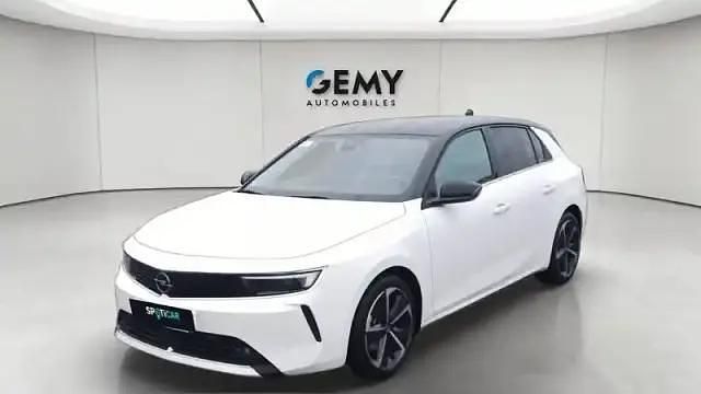 Blanc Occasion 2023 Opel Astra Berline | 18 950 € (Bon prix) - Image 1/4
