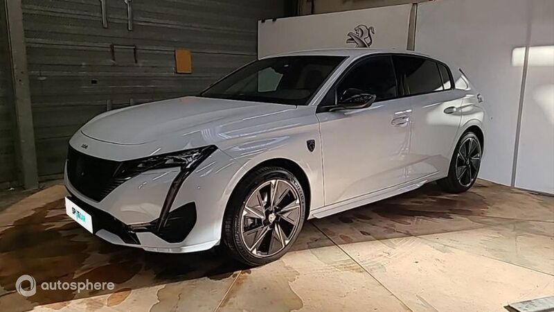 Vert Utilisé 2024 Peugeot e-308 GT Citadine | 40 990 € - Image 1/4