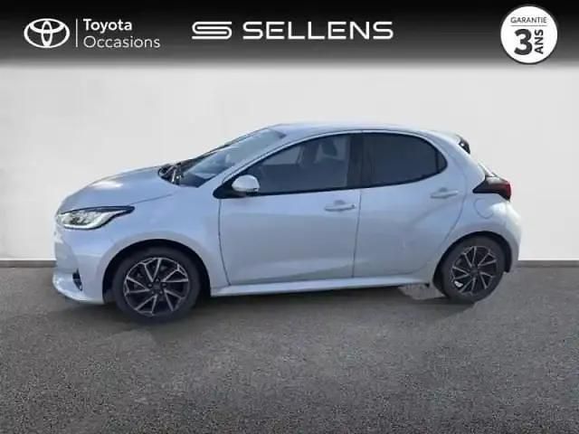 Occasion Toyota Yaris Hybrid 116 ch (85 kW) 2023 Blanc Berline