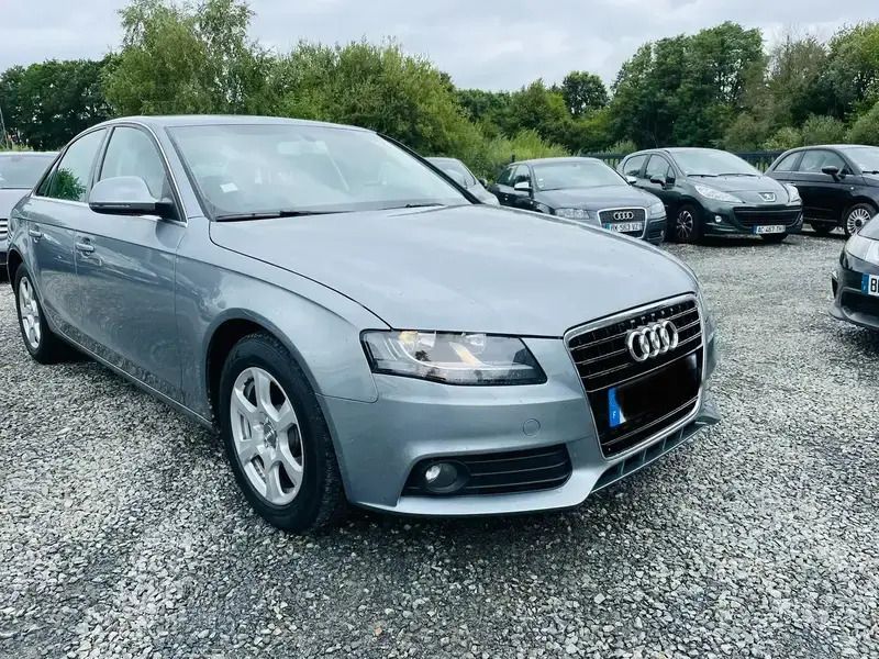 Gris Utilisé 2009 Audi A4 Ambiente Berline | 13 000 € (Prix juste) - Image 1/4