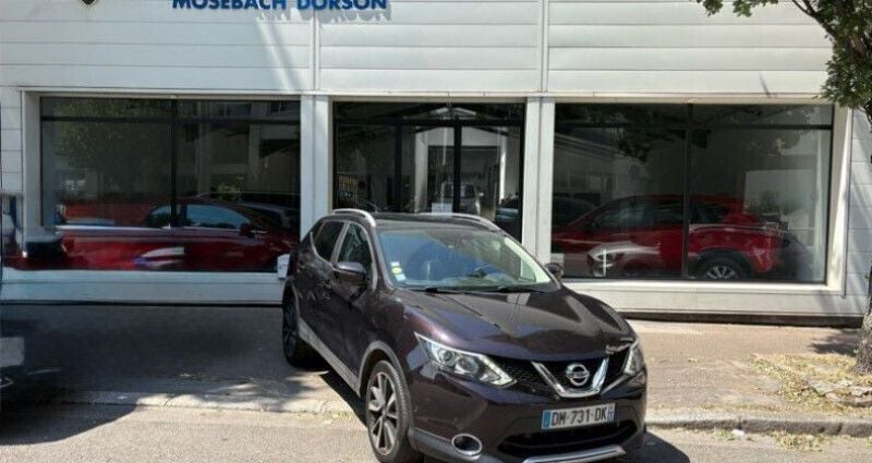 Utilisé 2014 Nissan Qashqai Tekna SUV | 8 490 € (Prix cher) - Image 1/4