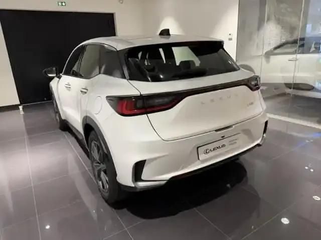 Occasion Lexus LBX 2025 Blanc arctique métallisé SUV