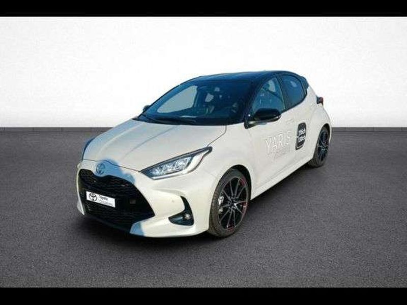 Nouvelle 2024 Toyota Yaris Hybrid Sport Berline | 27 700 € (Prix juste) - Image 1/1