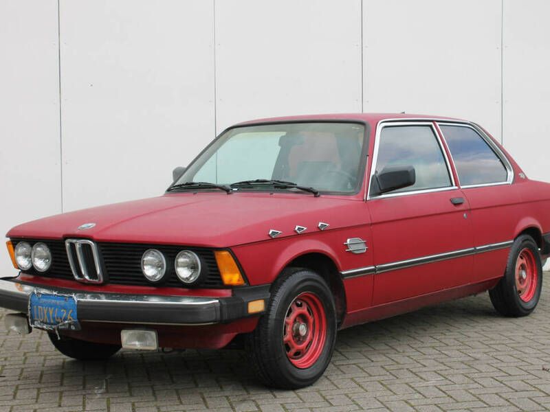 Rouge Utilisé 1982 BMW 320 Berline | 6 900 € - Image 1/4