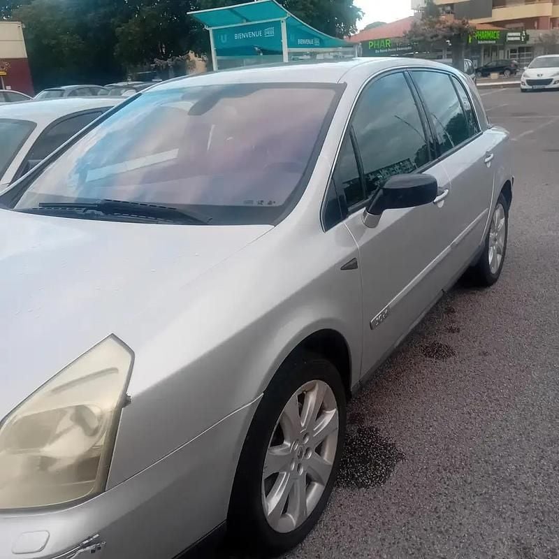 Gris Utilisé 2006 Renault Vel Satis Expression Citadine | 840 € - Image 1/4