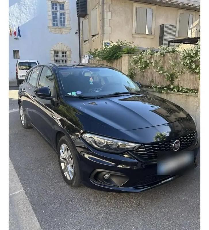 Utilisé 2018 Fiat Tipo Easy Berline | 9 800 € (Super prix) - Image 1/4