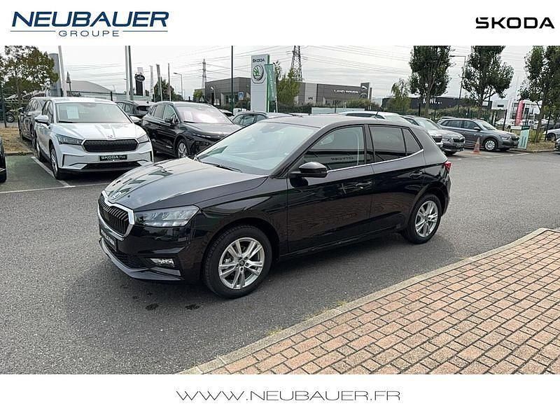 Noir magic nacre Utilisé 2025 Skoda Fabia Clever Citadine | 21 789 € (Prix cher) - Image 1/4