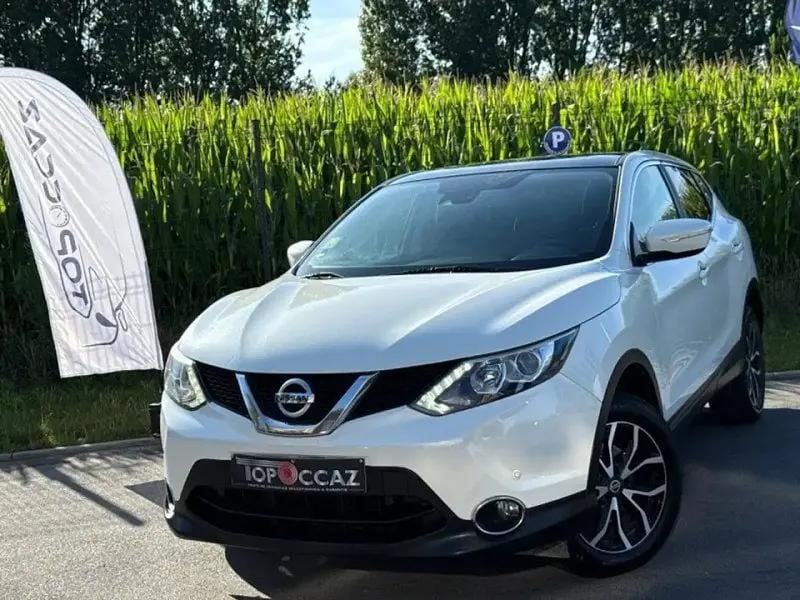 Blanc Utilisé 2014 Nissan Qashqai SUV | 11 490 € (Prix assez cher) - Image 1/4