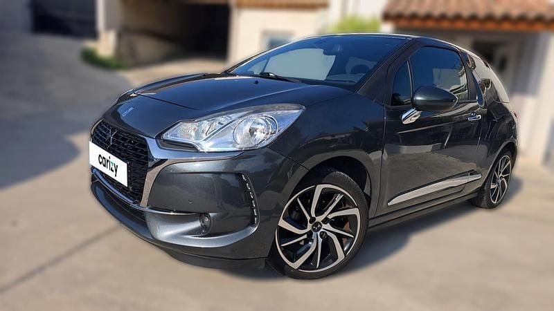 Gris Utilisé 2017 DS Automobiles DS3 So Chic Berline | 6 849 € (Prix juste) - Image 1/4