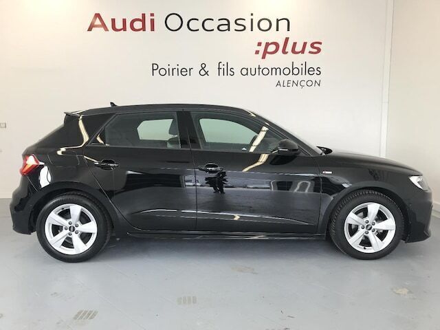 Noir mythe métallisé Utilisé 2022 Audi A1 Sportback S-Line Citadine | 24 900 € (Prix juste) - Image 1/4
