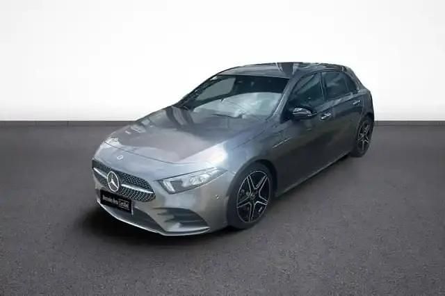 Gris fonce Occasion 2022 Mercedes A200 Berline | 31 490 € (Prix juste) - Image 1/4