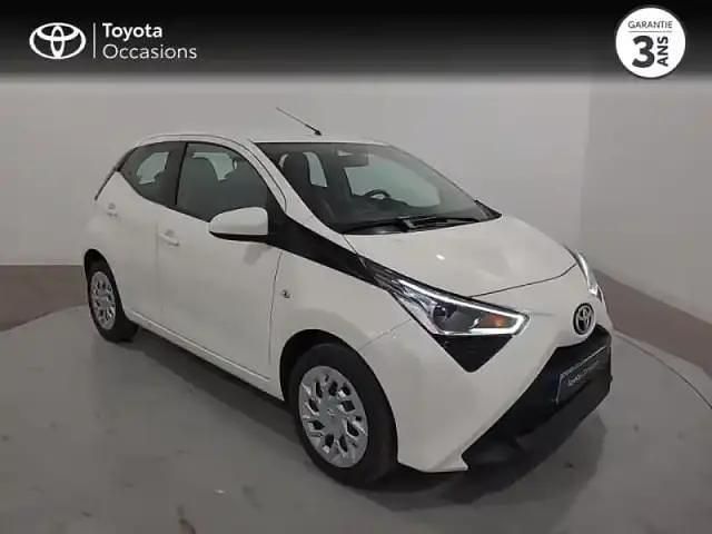 Occasion Toyota Aygo X-play 72 ch (52 kW) 2020 Blanc pur Citadine