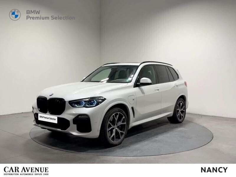 Mineralweiss métallisé Utilisé 2021 BMW X5 M Sport SUV | 61 499 € (Prix assez cher) - Image 1/1