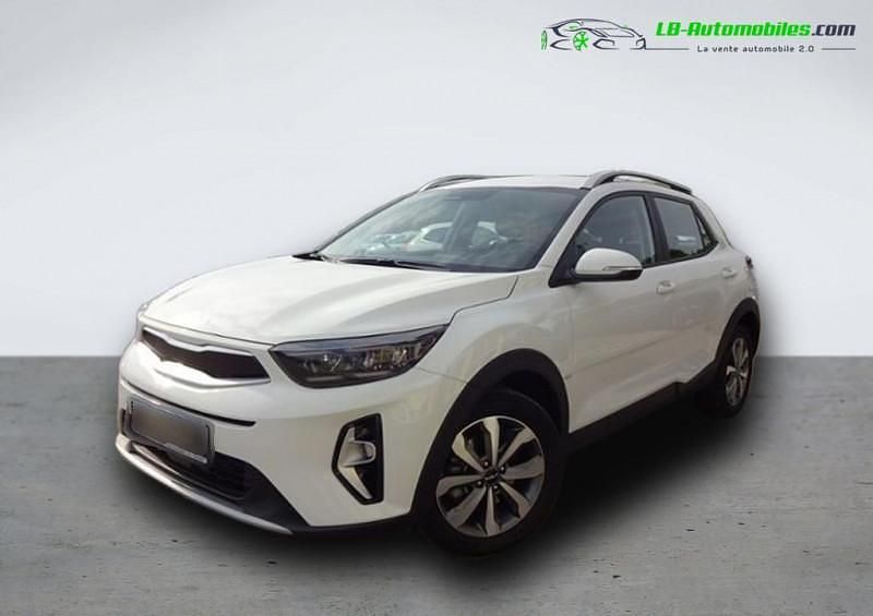 Utilisé 2022 Kia Stonic SUV | 23 900 € (Prix juste) - Image 1/4