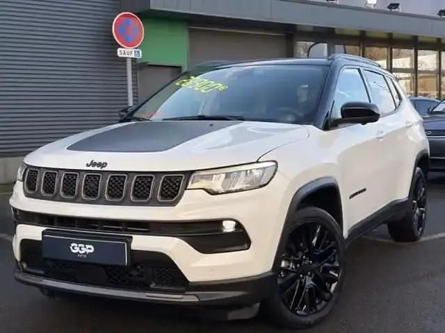 Alpine white+toit noir Occasion 2022 Jeep Compass SUV | 23 990 € (Prix juste) - Image 1/4