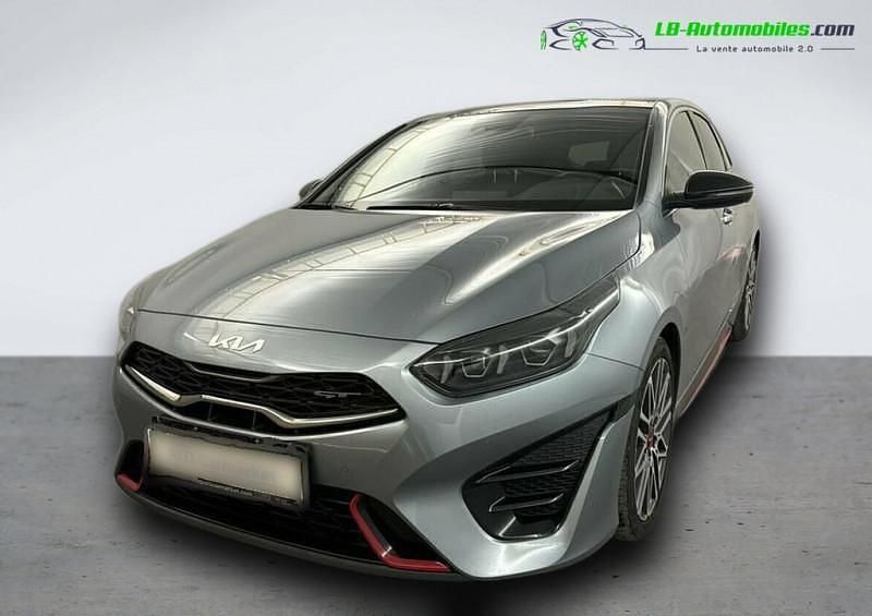 Utilisé 2022 Kia ProCeed 2 Citadine | 29 900 € (Prix juste) - Image 1/4