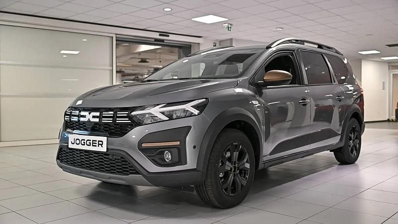 Gris Nouvelle 2025 Dacia Jogger Extreme Monospace | 27 830 € - Image 1/4