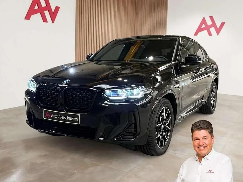 Noir Occasion 2025 BMW X4 M Sport SUV | 57 490 € (Bon prix) - Image 1/4